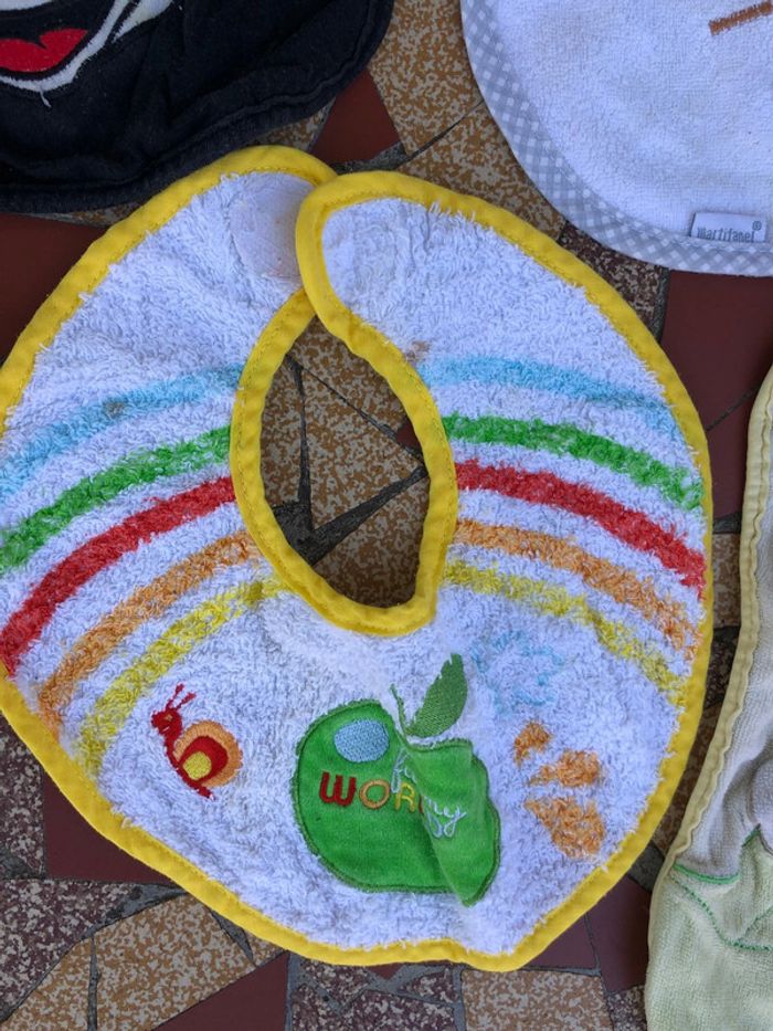 Lot de bavoirs - photo numéro 6