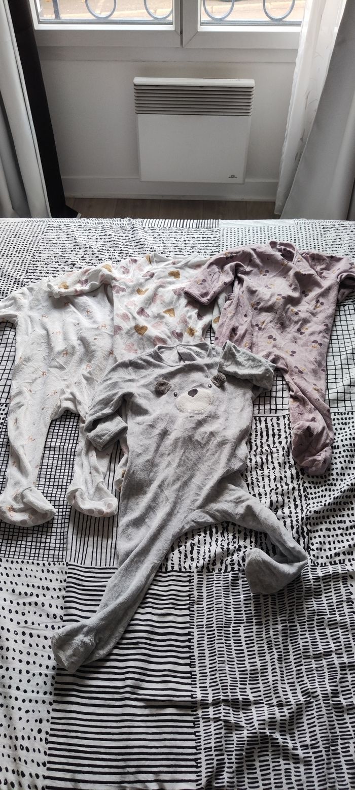 Lots de vêtements fille 18 mois automne/hiver - photo numéro 9