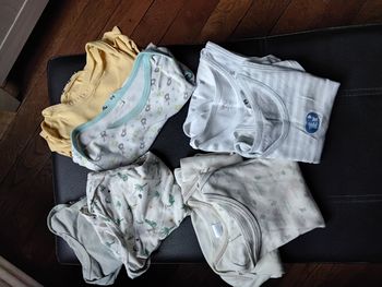 Lot de bodies 12 mois