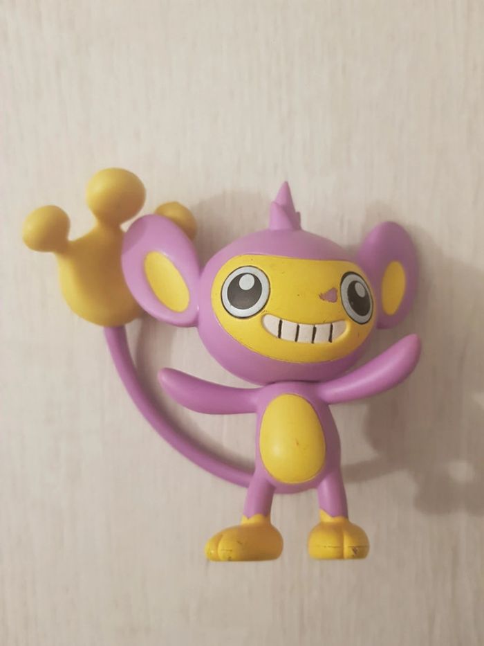 Figurine pokemon Nintendo grand modèle articulée
