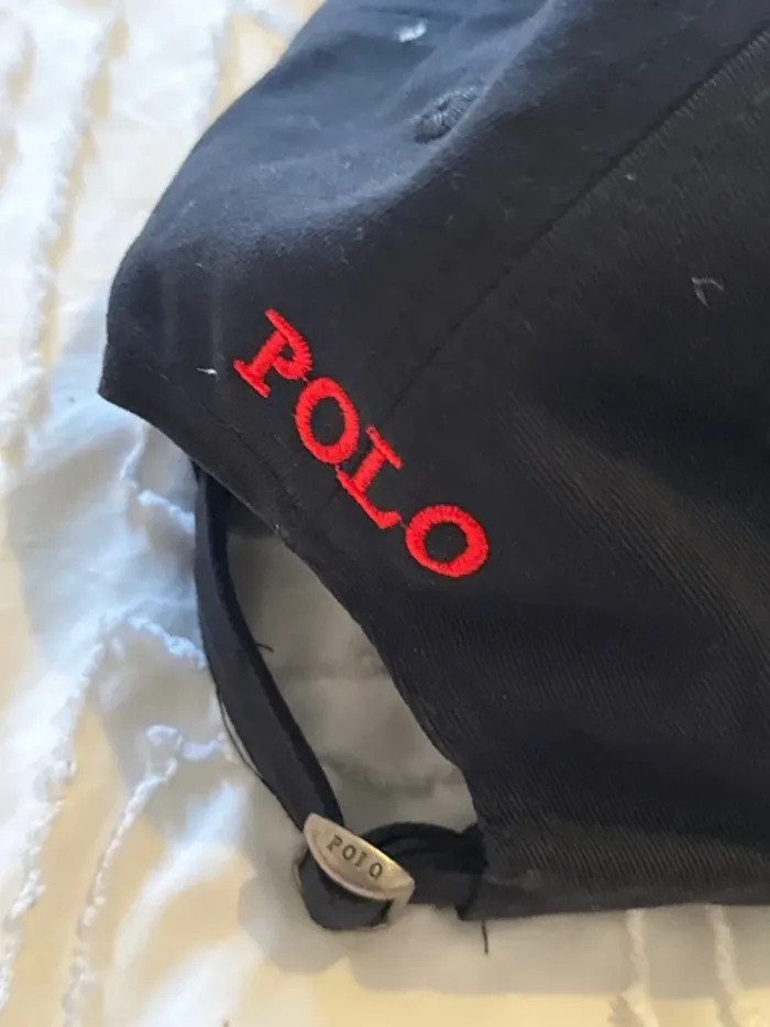 Casquette ralph lauren noir et rouge - photo numéro 8