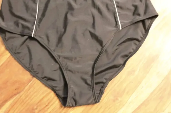 Maillot  de  bain  - Noir  - Blanche Porte  -  52  - NEUF - photo numéro 4
