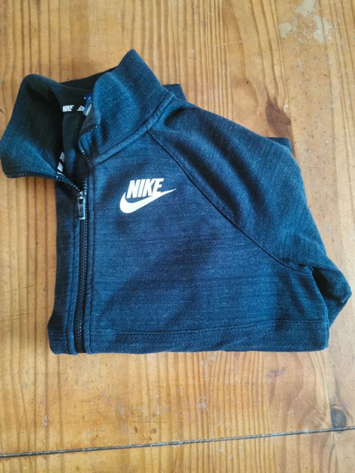 Gilet Nike - photo numéro 3
