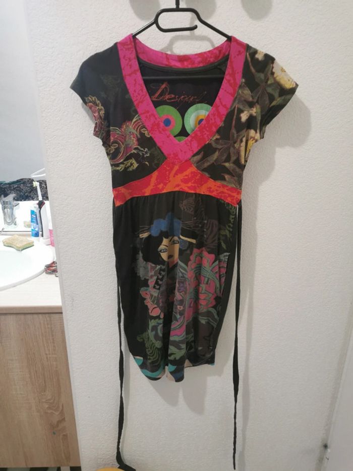 Robe courte desigual