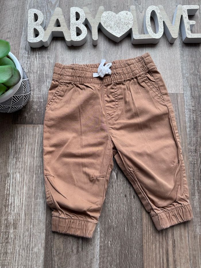 - Pantalon H&M - 6 mois - Très bon état