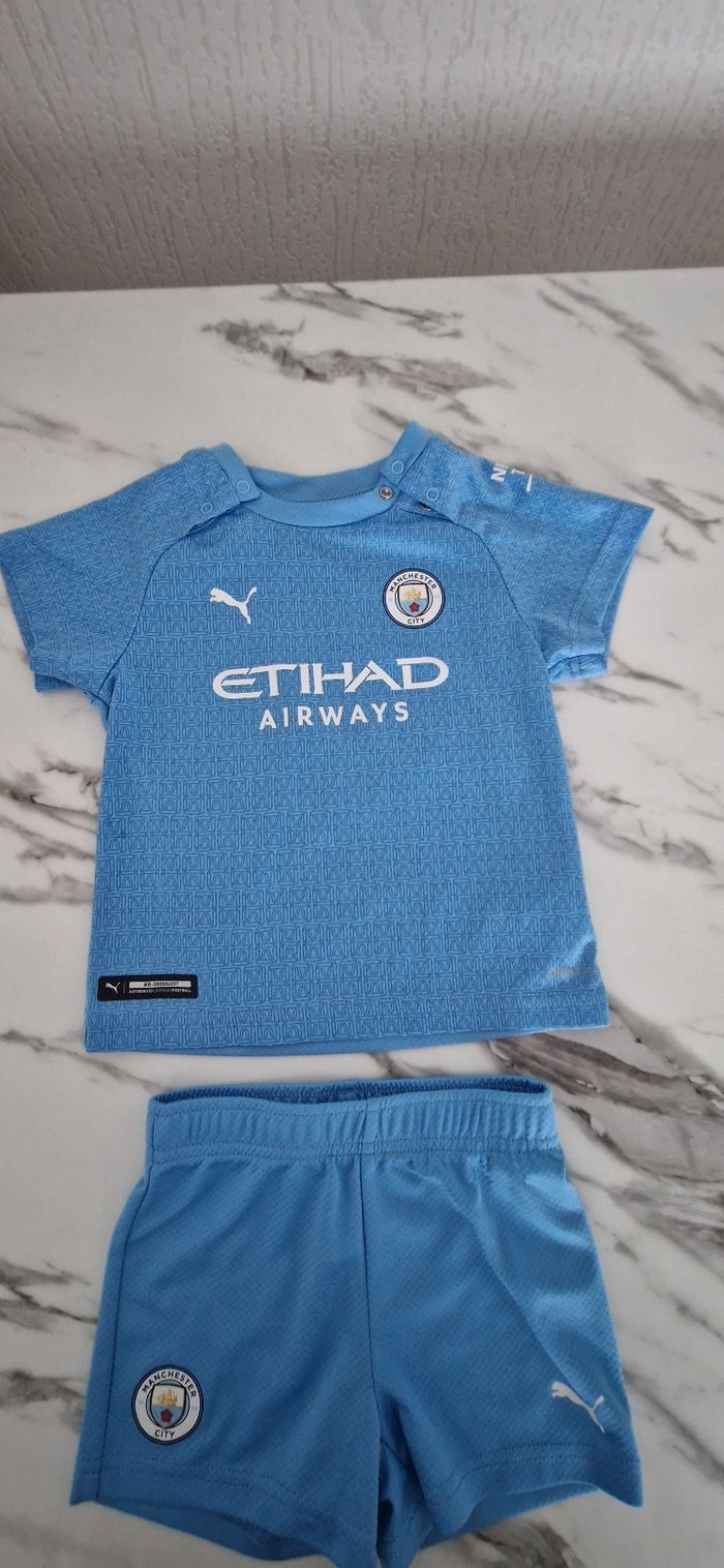 Ensemble foot Manchester City