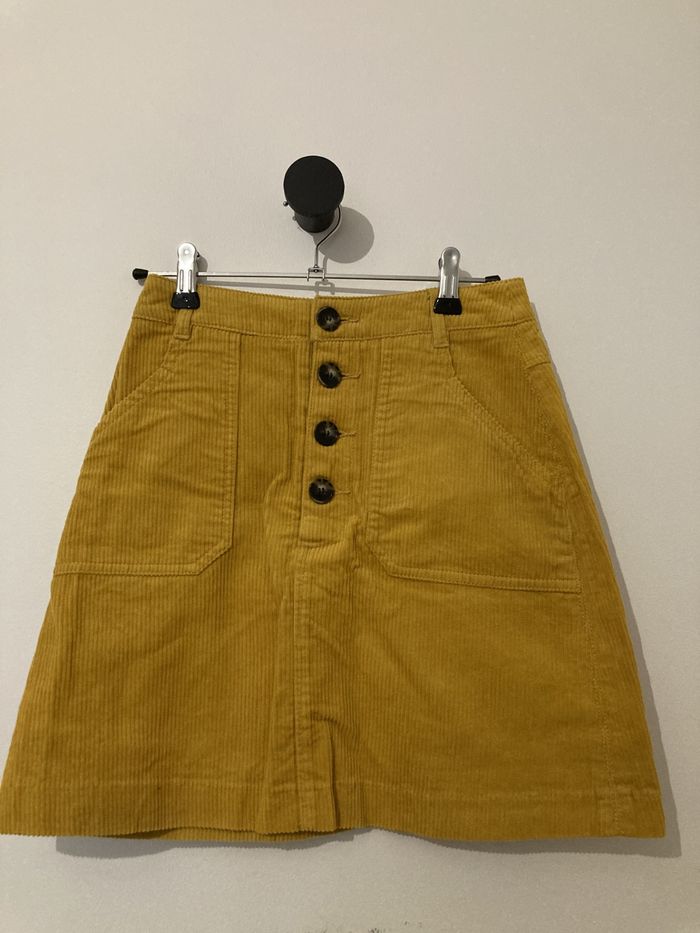 vend jupe courte en velours - photo numéro 2