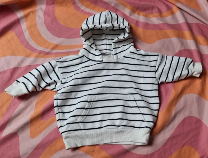 Pull a capuche