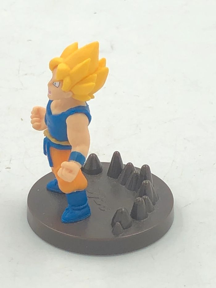 Figurine Dragon Ball Z Goku 6 cm - photo numéro 4