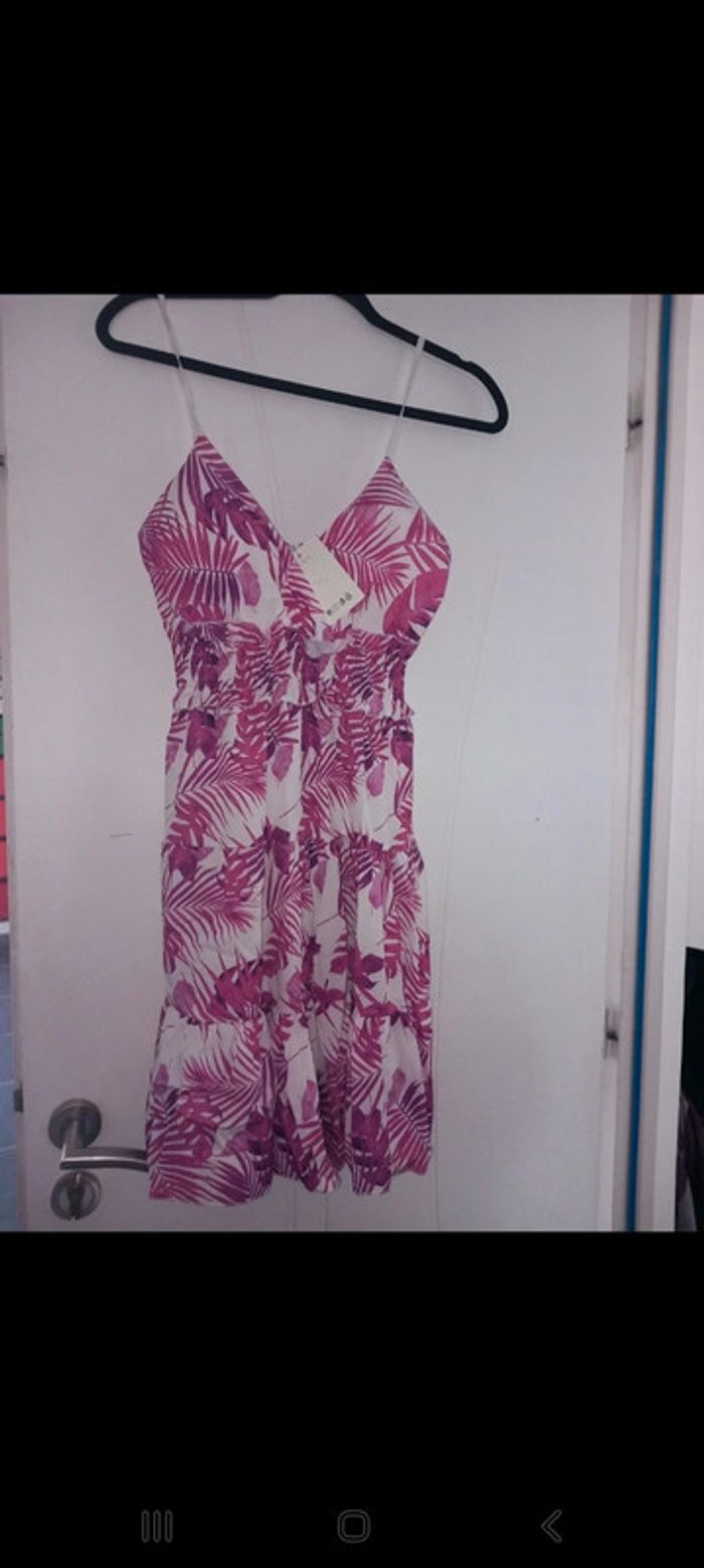 Robe courte