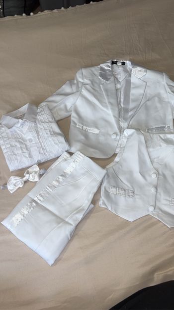 Costume 4 pièces bébé blanc
