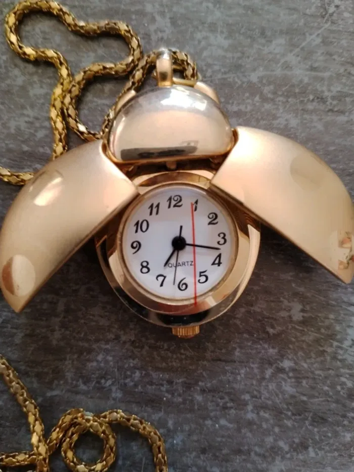 Collier Pendentif pendule - photo numéro 2