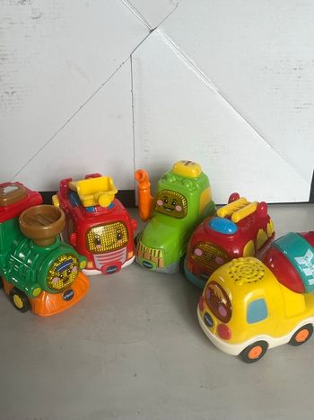 Lot de tut tut bolide 