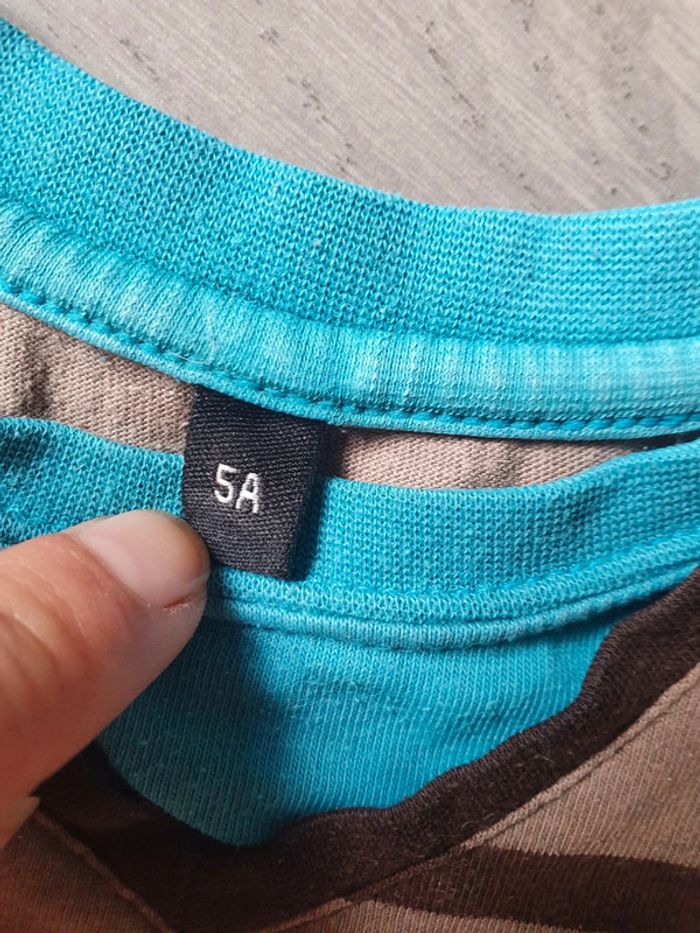 Maillot t-shirt 5ans - photo numéro 3