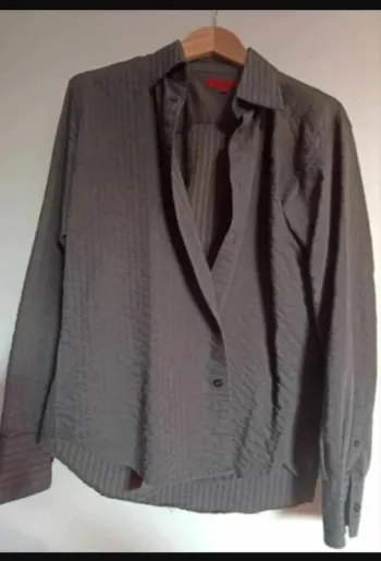 chemise manches longues noire rayé noire taille 40 L·Très bon état·Frascati