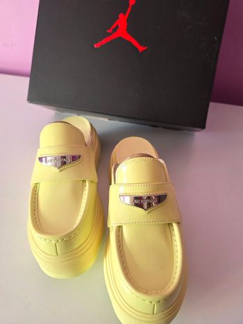 Nike air jordan mule