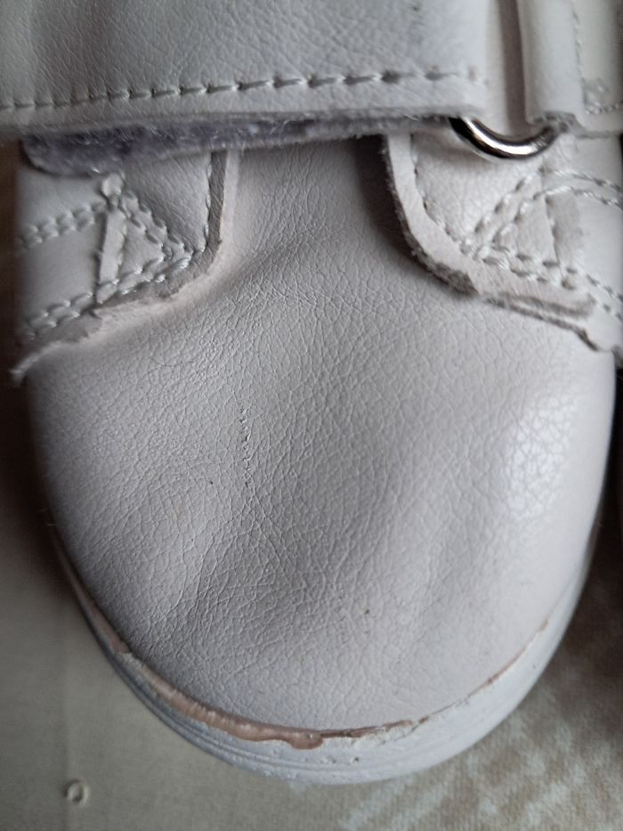 Basket pointure 21 - photo numéro 2