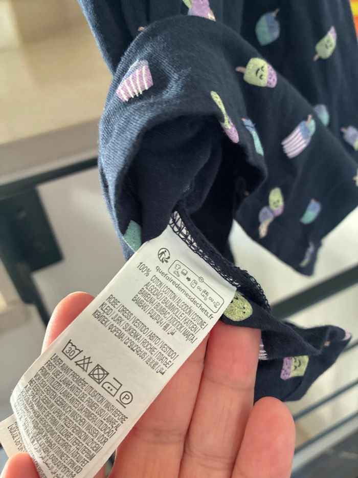 Robe légère kiabi motif glaces 6 ans état neuf - photo numéro 6