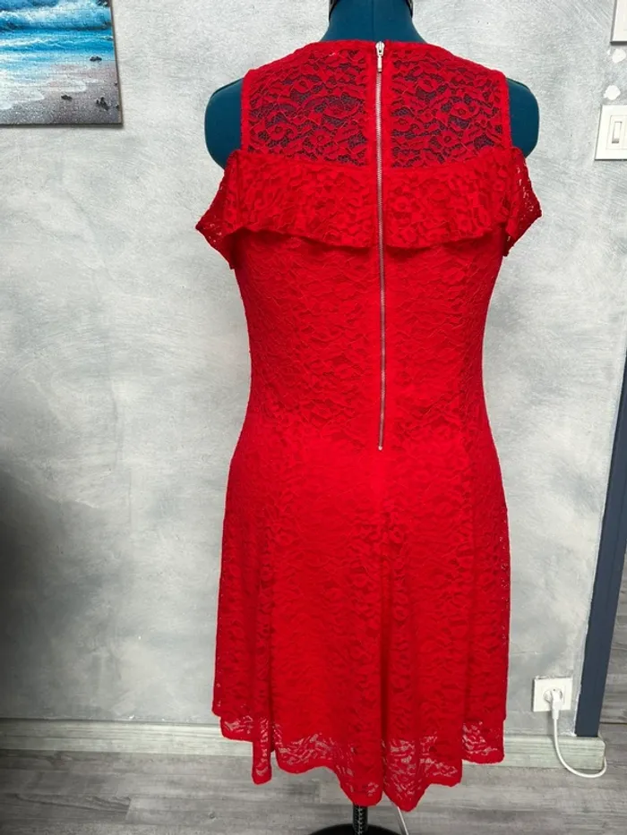 Robe cintrée - photo numéro 3