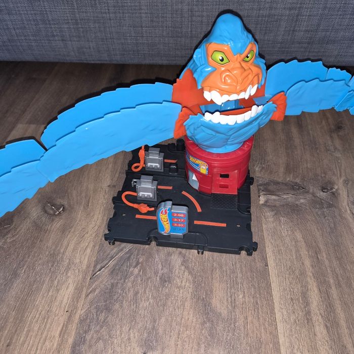 Hot wheels l'attaque du gorille - photo numéro 4