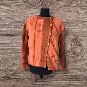 🌼Gilet en laine brodé🌼