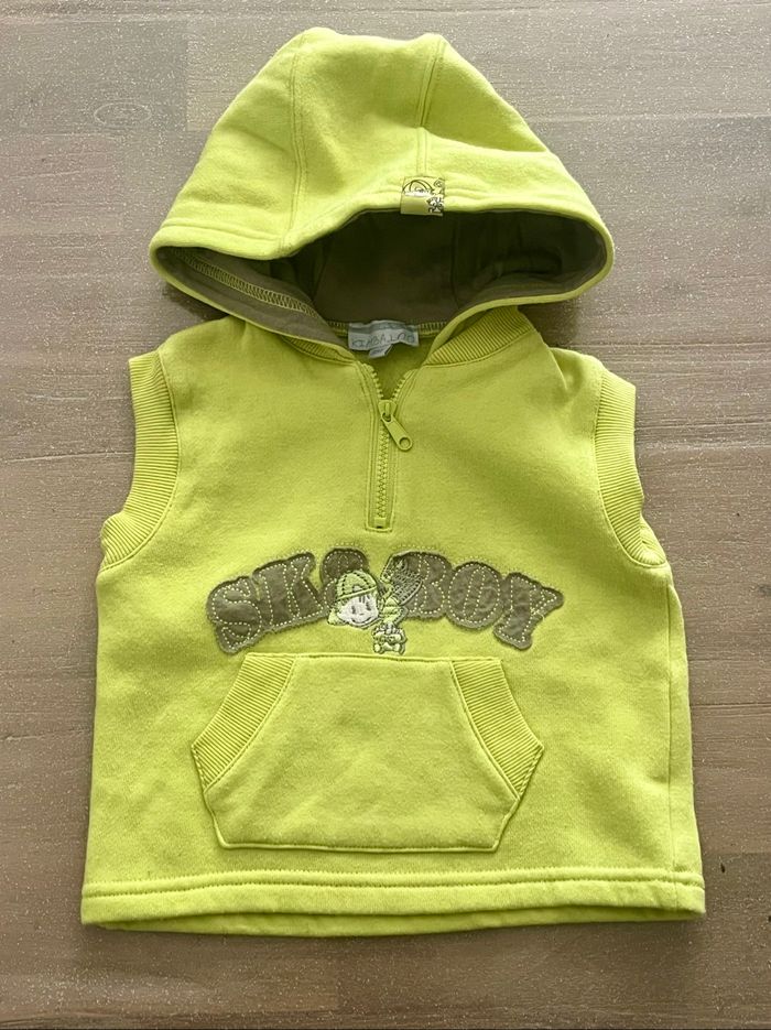 Sweat à capuches sans manches