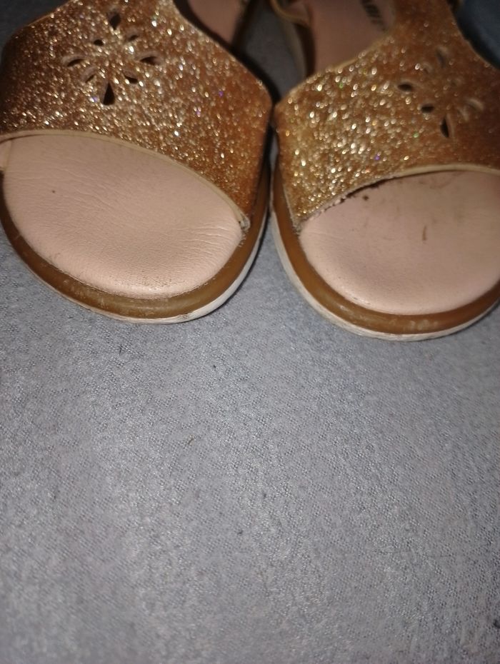 Sandalettes Kiabi p.24 - photo numéro 7