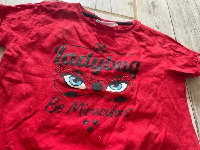 Très joli t-shirt noué Ladybug 6 ans - photo numéro 2