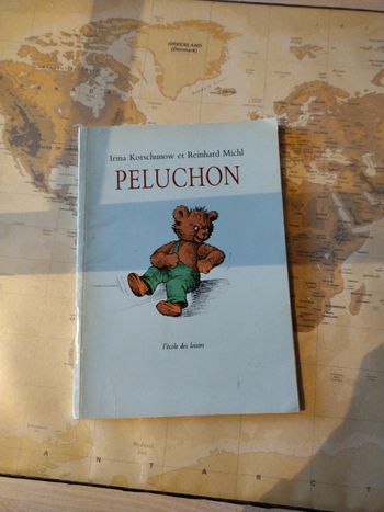Livre L'école des loisirs Peluchon