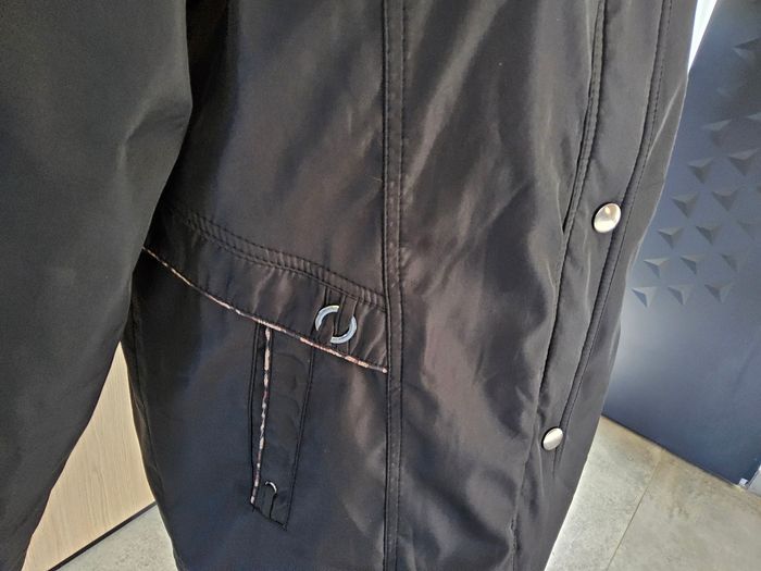 Parka taille M  tres bon etat foglie ross - photo numéro 3