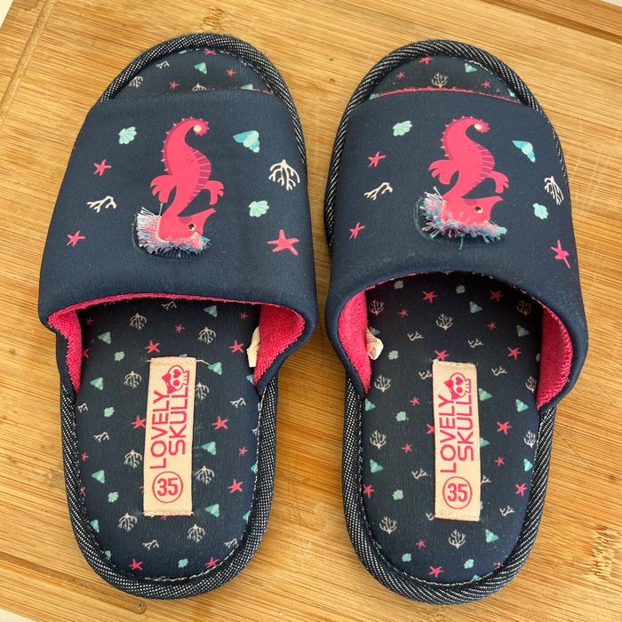 Chausson taille 35 fille