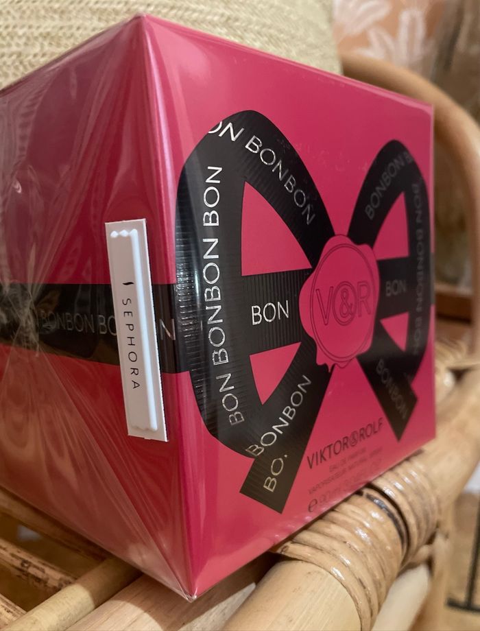 Parfum bonbon Viktor & rolf - photo numéro 2