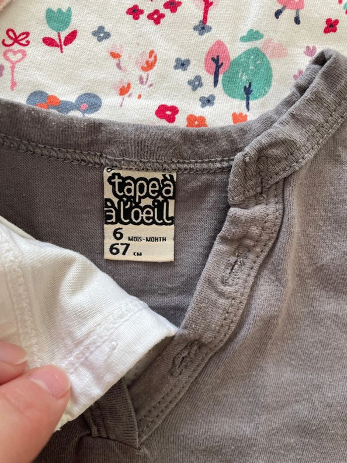 Lot de 3 tee shirt et 1 pull très fin 6 mois - photo numéro 3