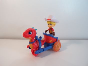 Dino Ranch Char de Jon et Blitz  (J29)