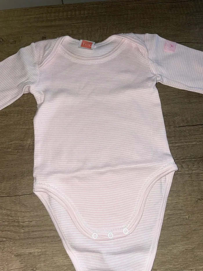 body rayé rose et blanc