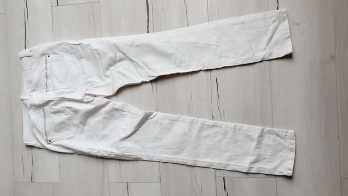Vêtement femme pantalon type jean blanc C&A taille 38 - photo numéro 3
