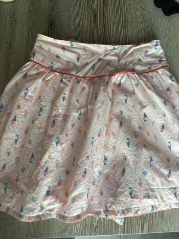Jupe neuve - 11 ans