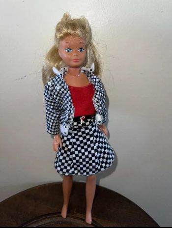 Poupée skipper barbie ancienne Mattel 1967