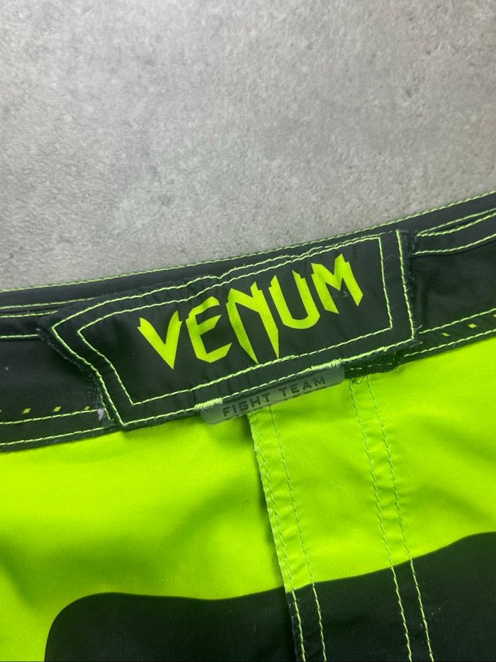 Short de sport de combat mma ufc Venum / Taille L / Très bon état - photo numéro 3