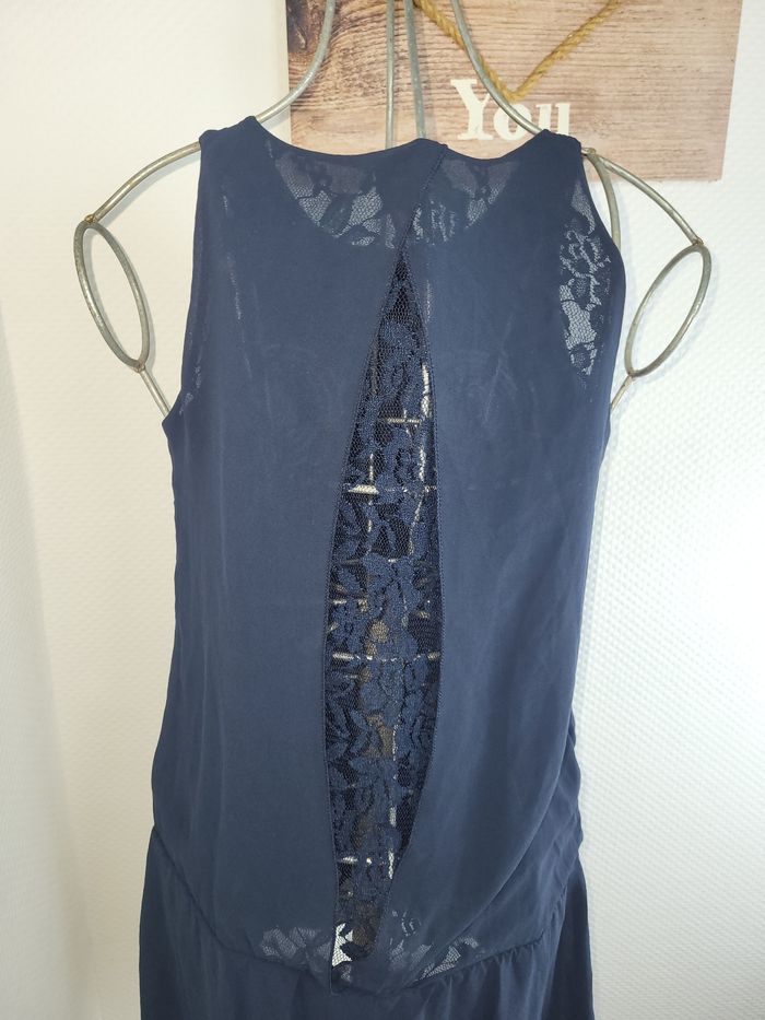 Robe fluide bleu marine avec dentelle au dos-new collection-taille 38 - photo numéro 4