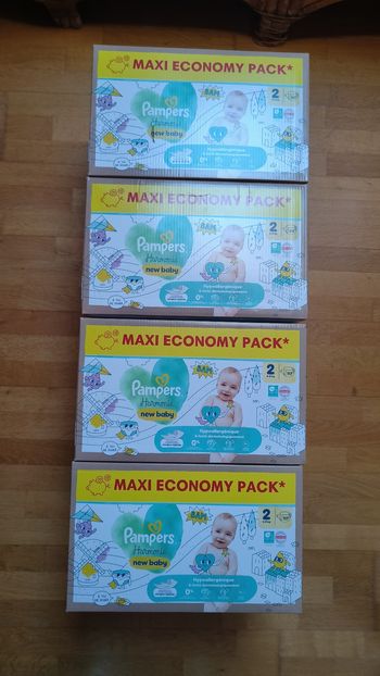 4 maxis economy packs Pampers harmonie taille 2