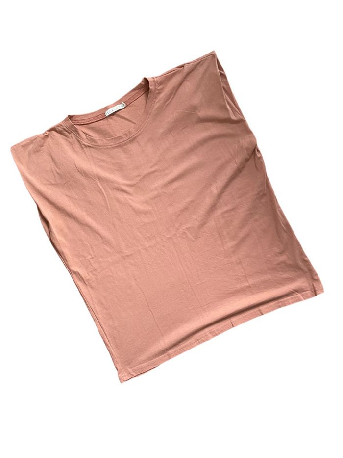 T-shirt avec épaulette saumon Lili & Lala taille M très bon état - photo numéro 2