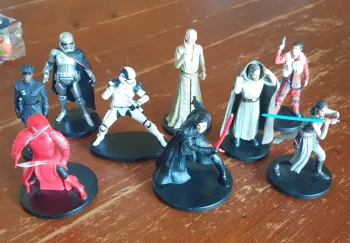 Lot 9 figurines Star Wars Disney