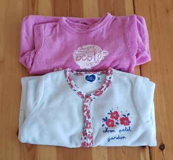 Lot 2 pyjamas