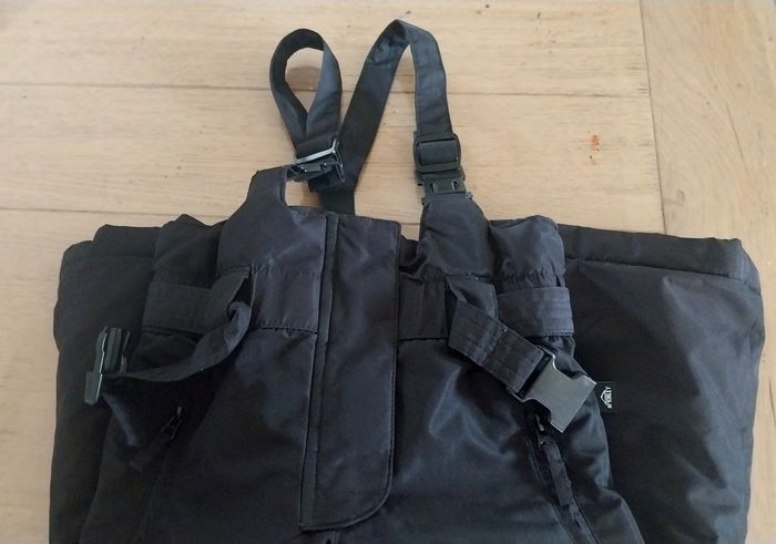 Pantalon de ski enfant 6ans en très bon état - photo numéro 3