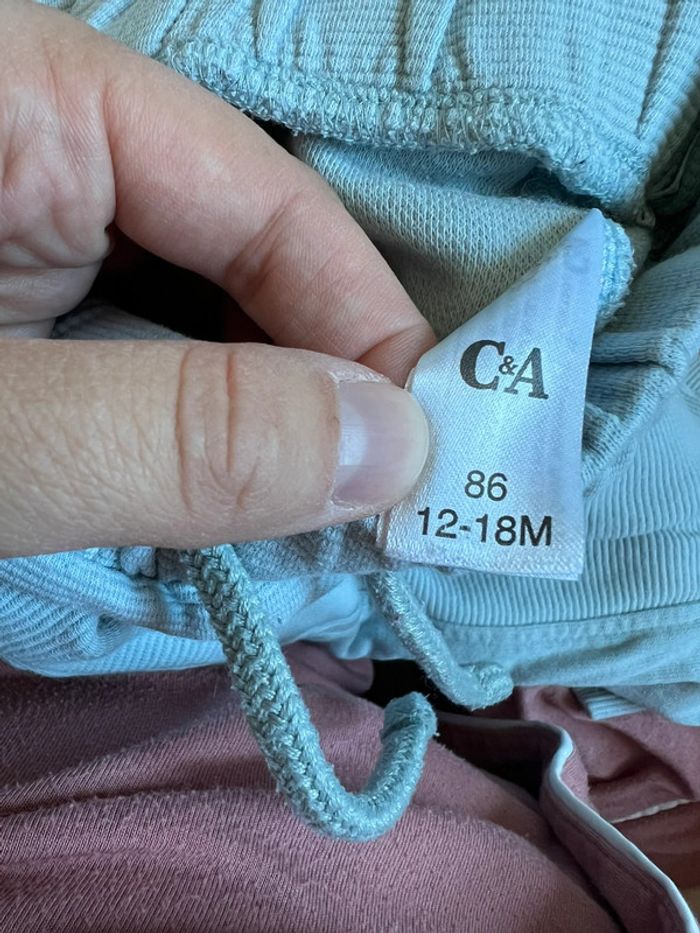 Lot joggings - photo numéro 2