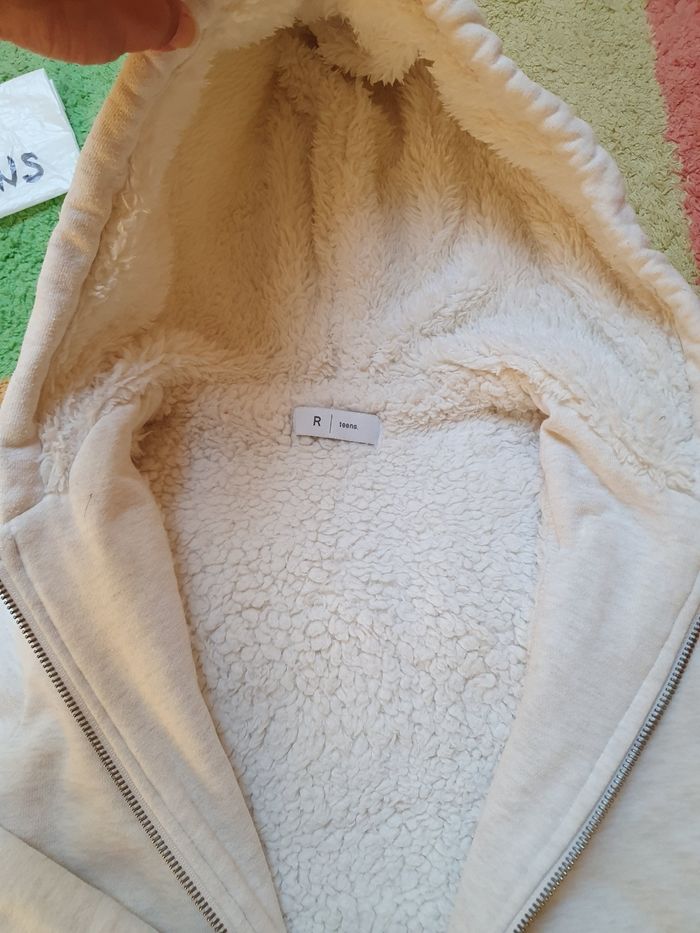 Lot 3 vestes à capuche - Automne/ Hiver - Fille - 10 ans - TBE - photo numéro 4
