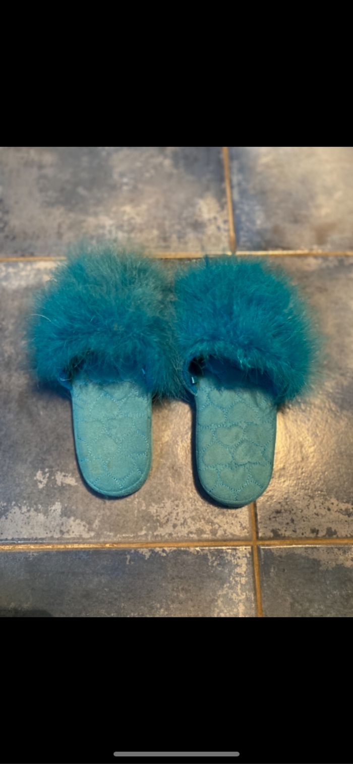 Pantoufles bleue