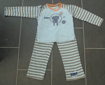 Joli pyjama "robot" garçon 6 ans