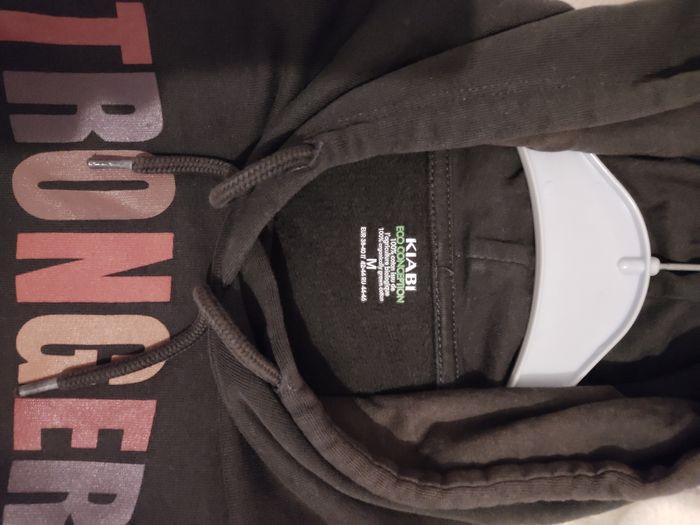 Sweat à capuche en 38 - photo numéro 4